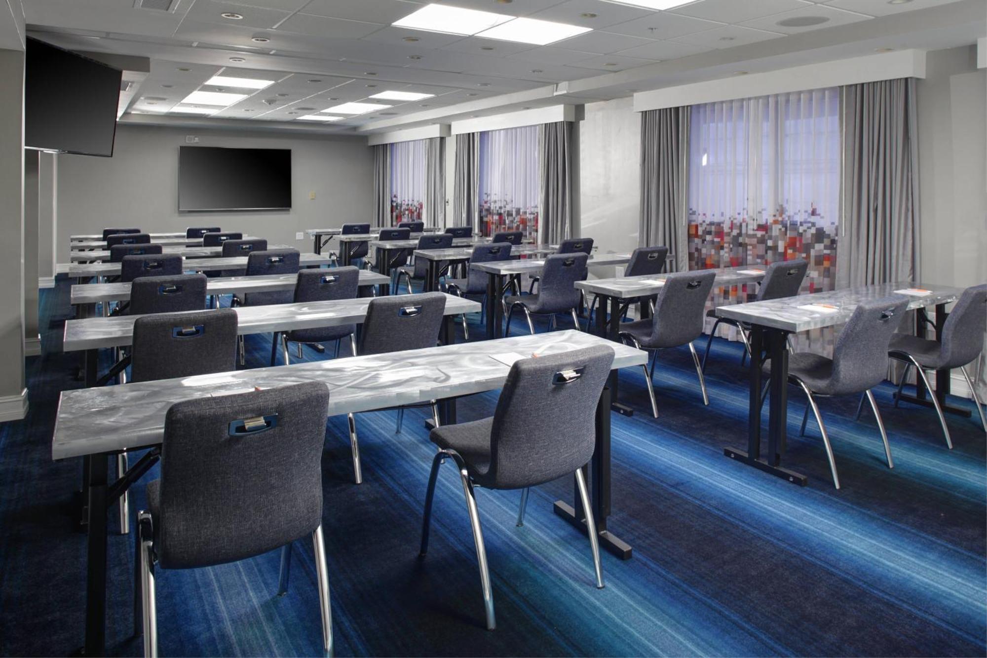 Aloft Nashville West End Exterior photo