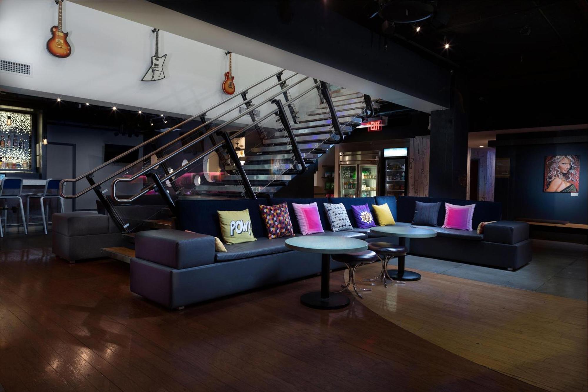 Aloft Nashville West End Exterior photo