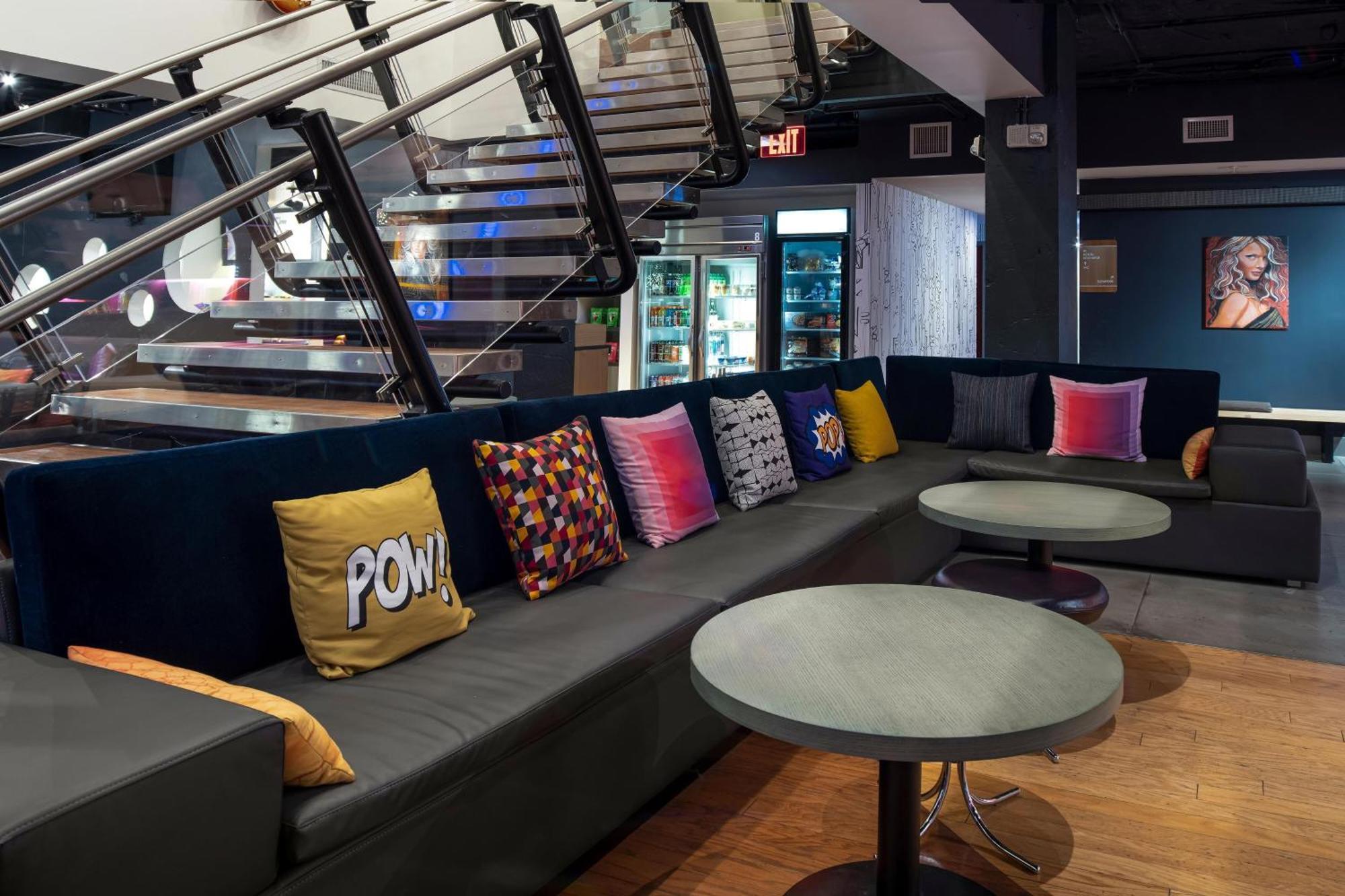 Aloft Nashville West End Exterior photo
